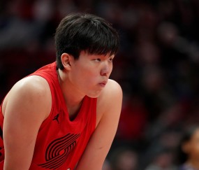 pp电子平台-杨瀚森：能接受这个赛季没有稳定的上场时间 这些都是要去争取的