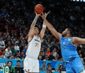 pp电子首页-张镇麟出战34分钟，投篮10中2、三分3中0得到4分3篮板2抢断