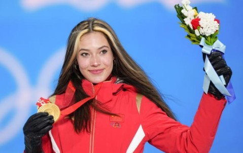 pp电子首页-谷爱凌：奶奶来看颁奖特别自豪 会参加闭幕式